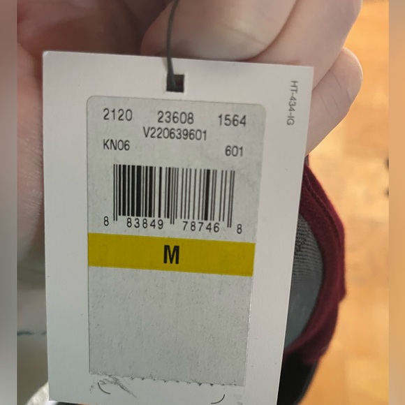 Men’s medium t shirt, tags still on - Picture 3 of 3